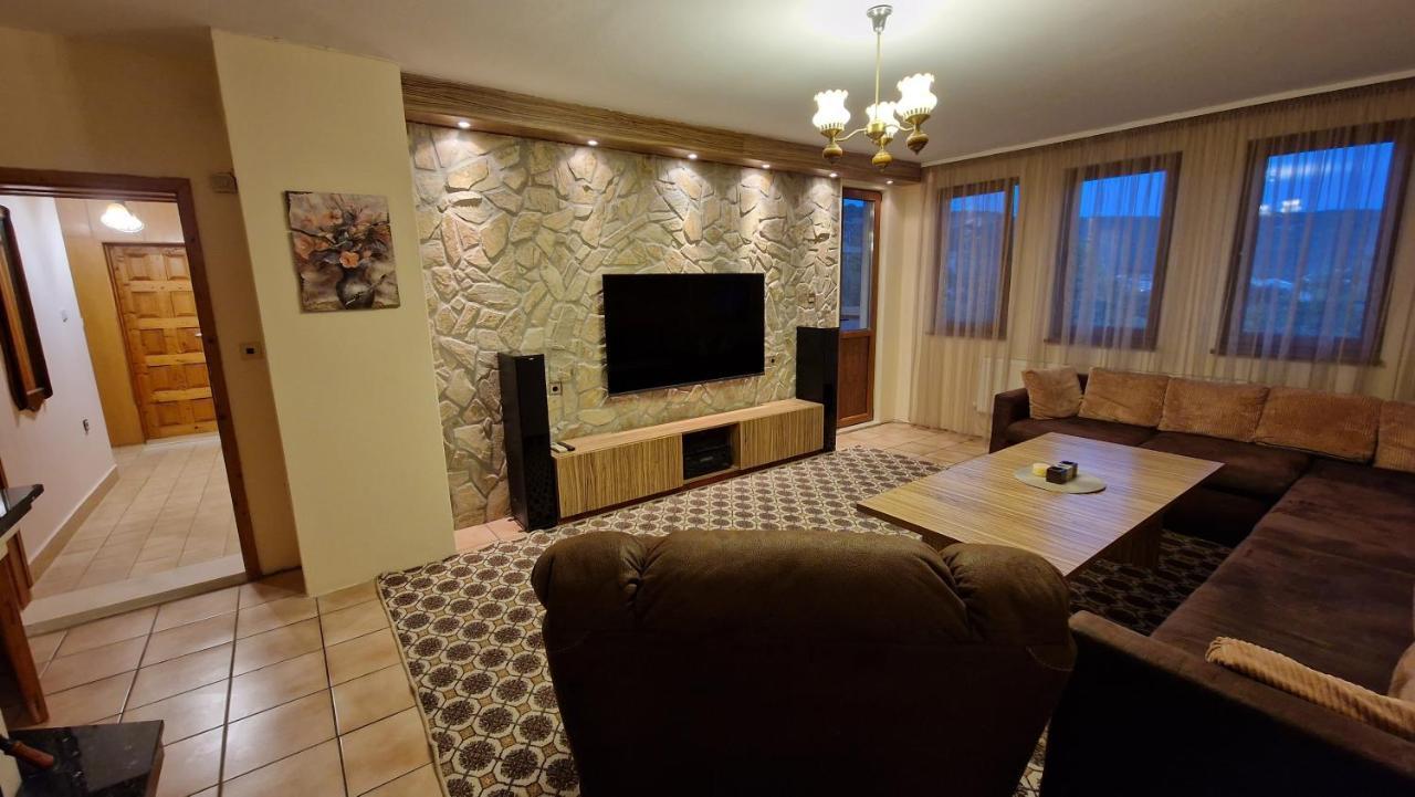 Къща За Гости Великите Weliko Tarnowo Exterior foto